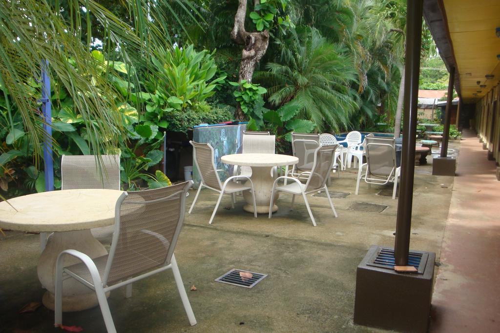 Hotel Savannah Playas del Coco Exterior photo