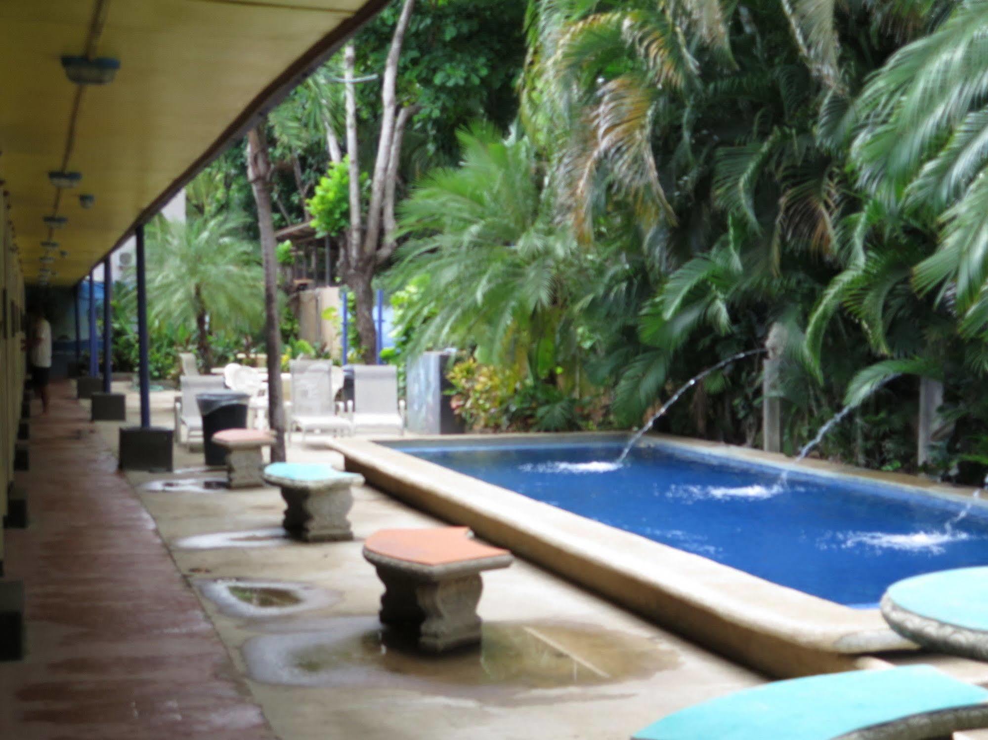 Hotel Savannah Playas del Coco Exterior photo